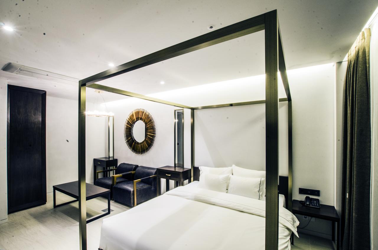 Hotel The Designers Premier Kondae Seoul Exterior photo